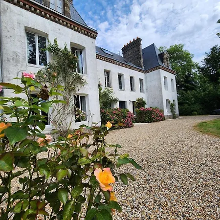 Guest house Manoir Historique Cachet D'antan - Avec Jardin Et Piscine - Proche Veules-les-roses Benesville