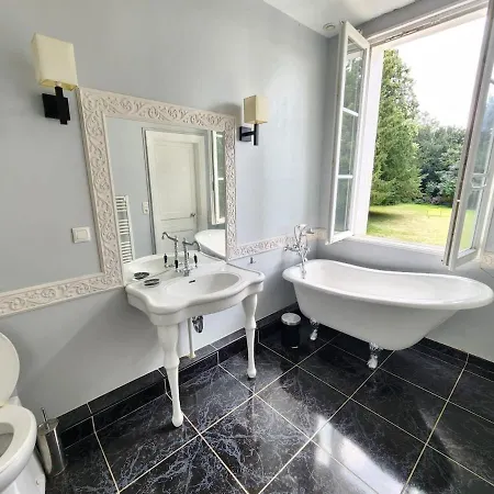 Manoir Historique Cachet D'antan - Avec Jardin Et Piscine - Proche Veules-les-roses 3*