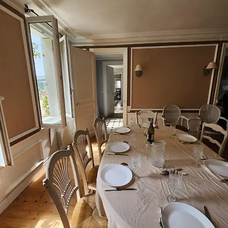 Manoir Historique Cachet D'antan - Avec Jardin Et Piscine - Proche Veules-les-roses Guest house Benesville