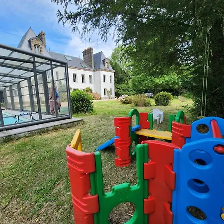 Guest house Manoir Historique Cachet D'antan - Avec Jardin Et Piscine - Proche Veules-les-roses 3*